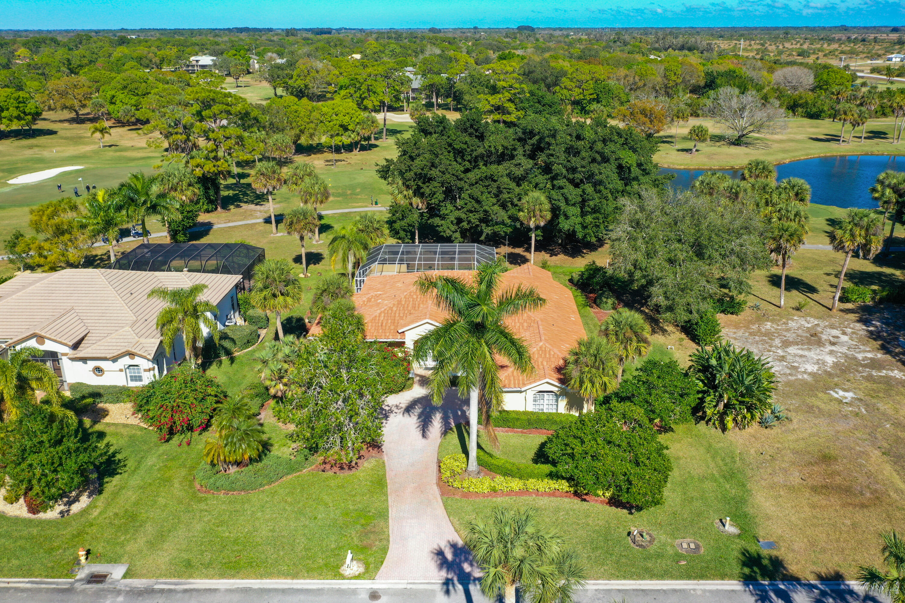 MONTE CARLO COUNTRY CLUB UNIT 1 - Residential