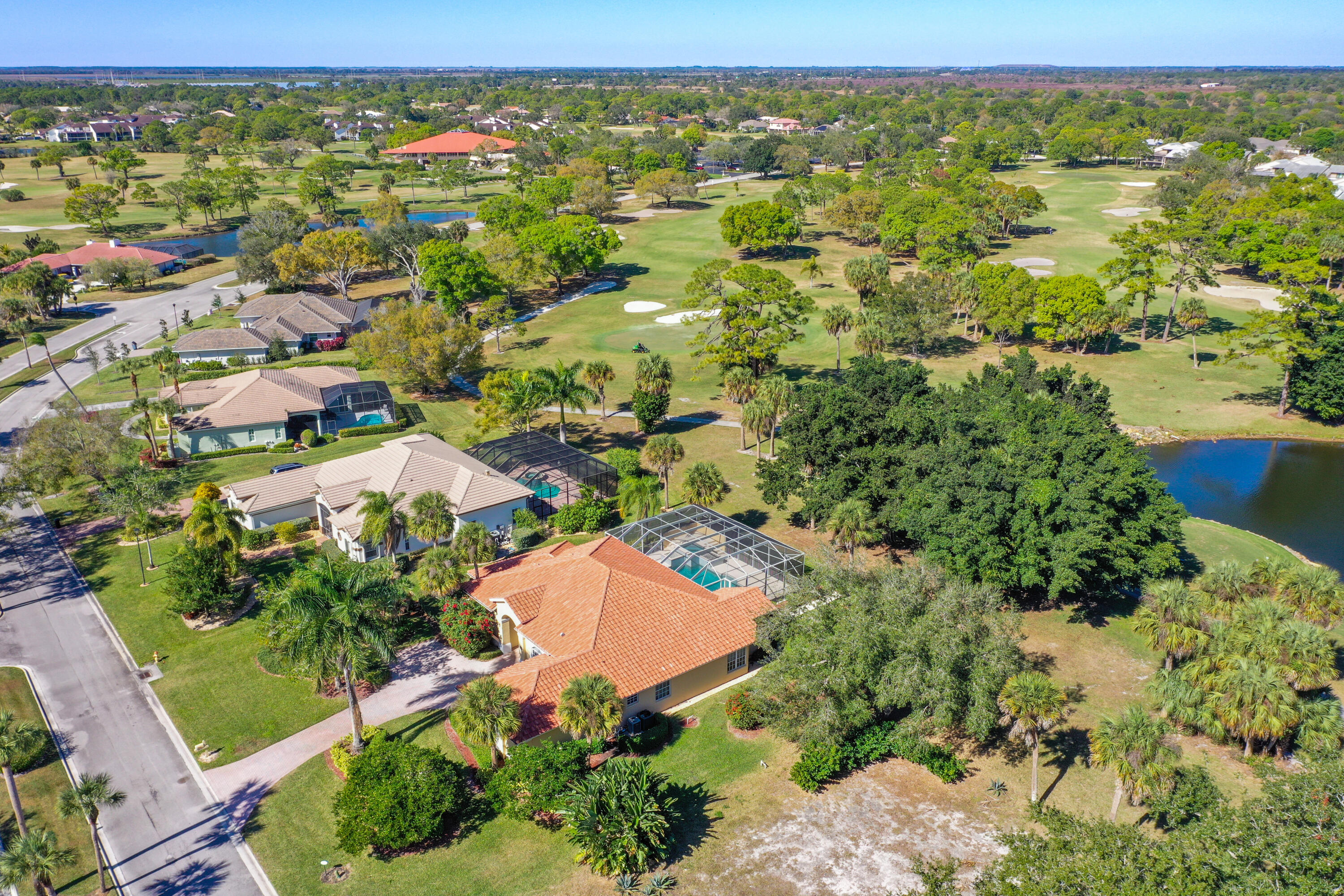 MONTE CARLO COUNTRY CLUB UNIT 1 - Residential