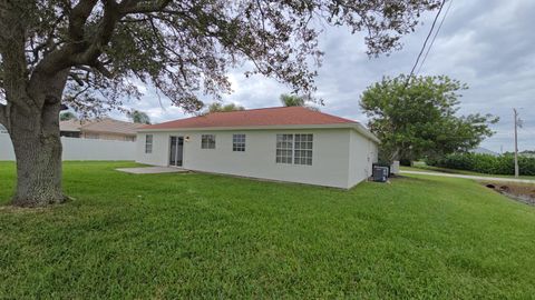 A home in Port St Lucie