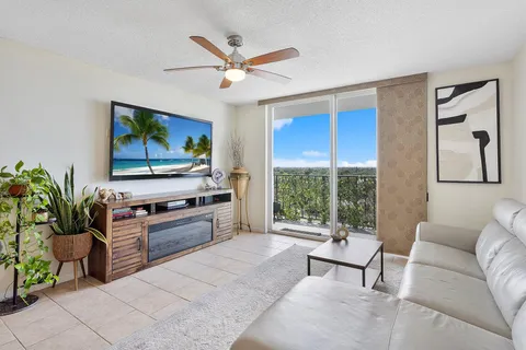 1800 N Andrews Avenue Unit 9i, Fort Lauderdale, FL 33311 - MLS#: F10492977
