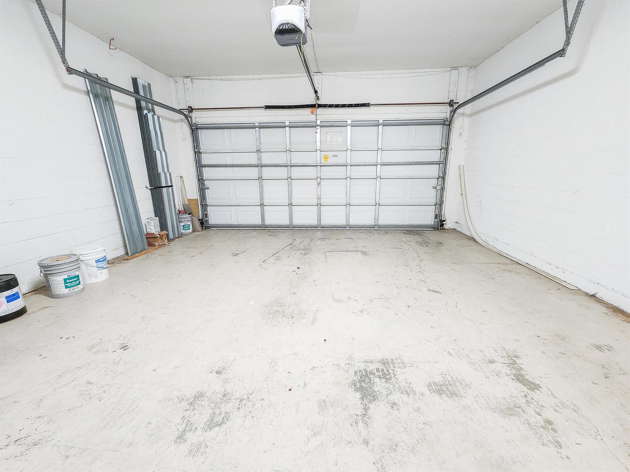 PORT ST LUCIE SECTION 21 - Residential Lease