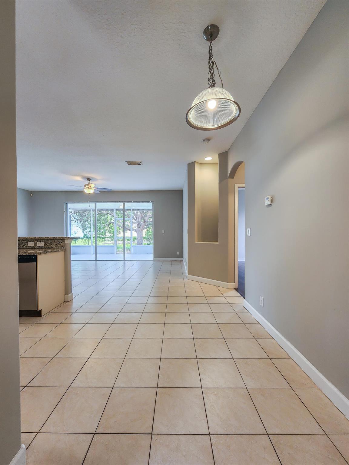 PORT ST LUCIE SECTION 21 - Residential Lease