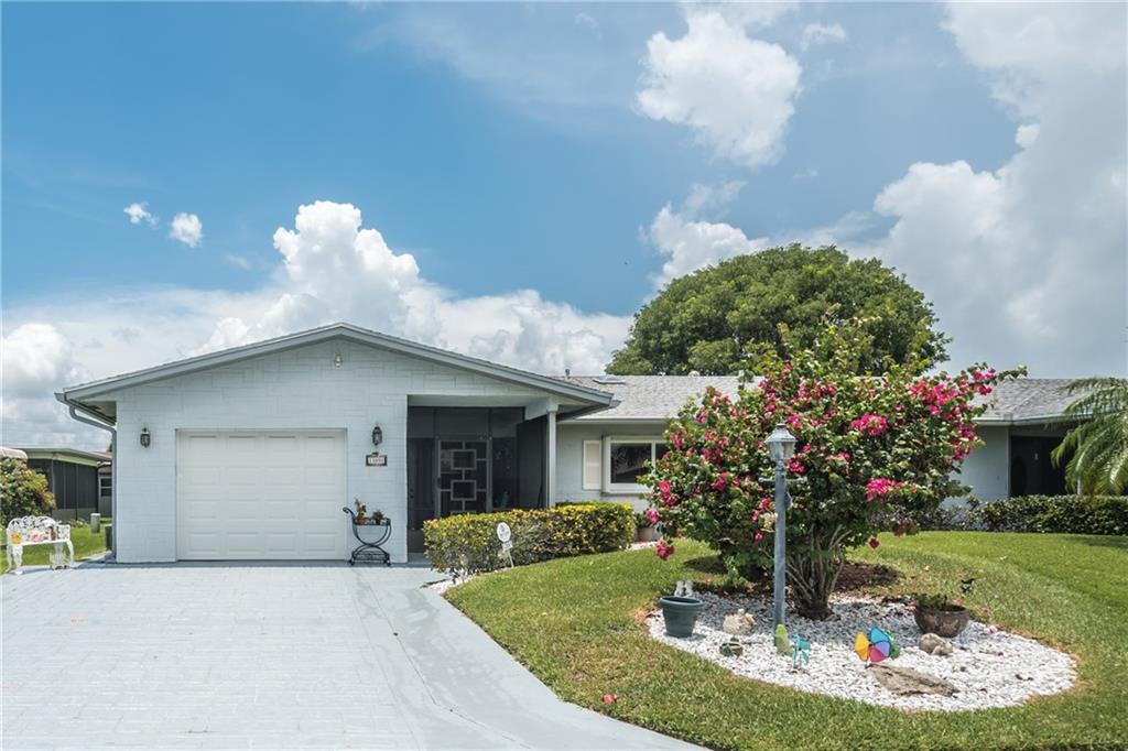 Delray Villas - Residential