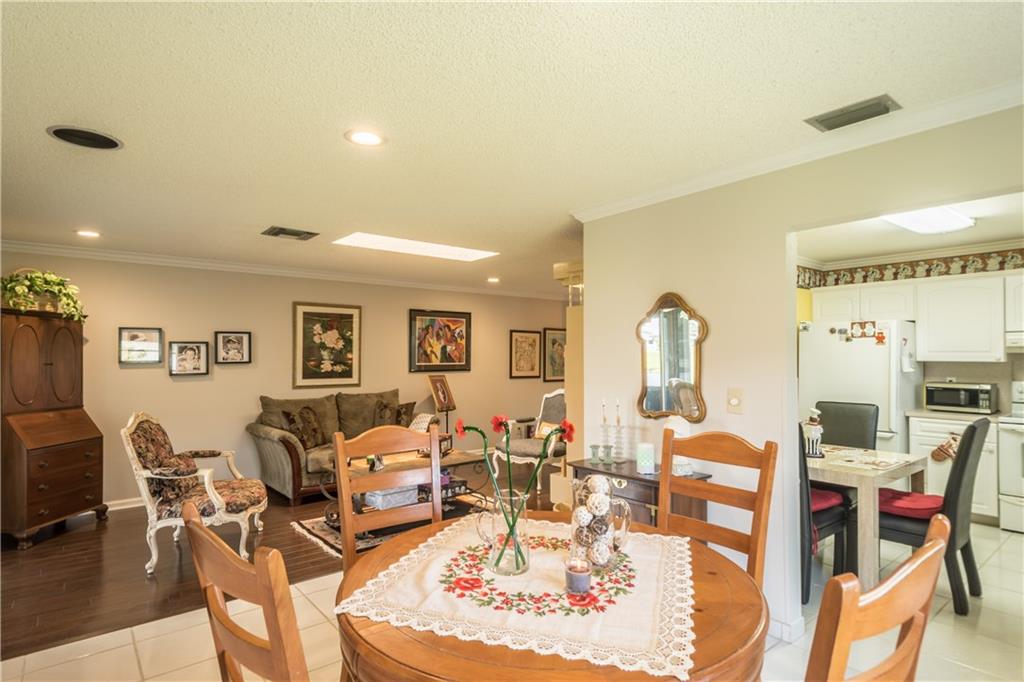 Delray Villas - Residential