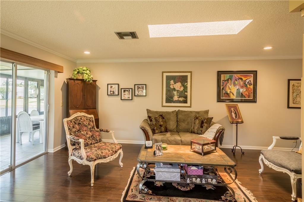Delray Villas - Residential