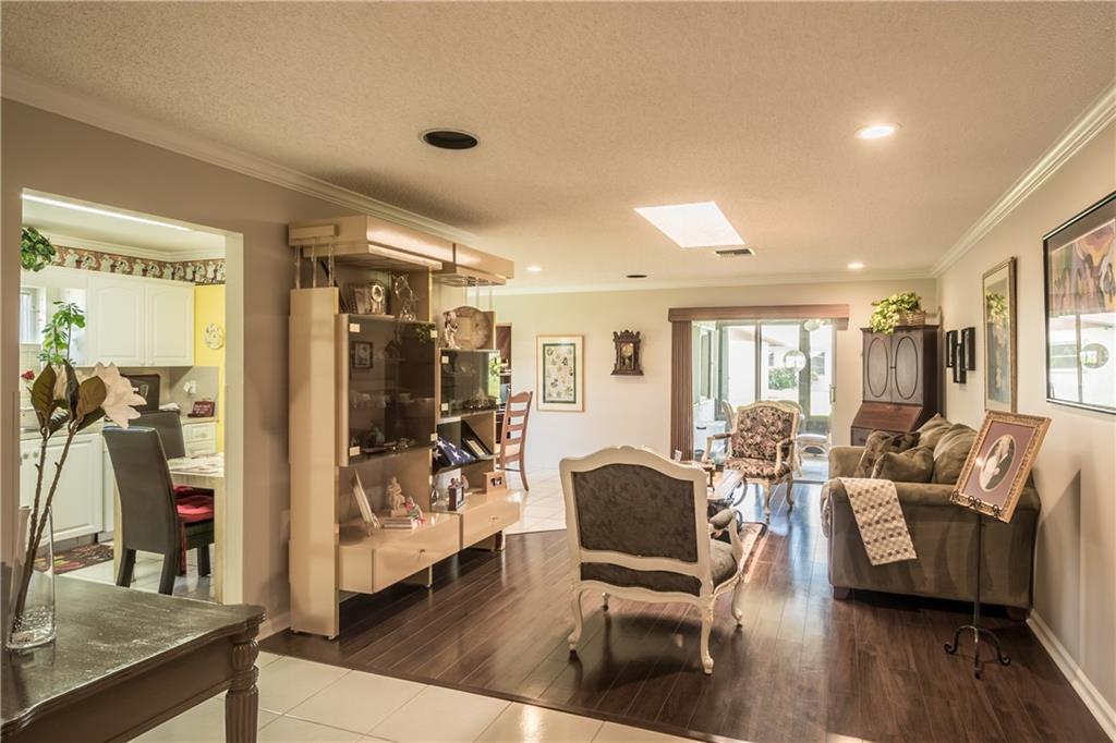 Delray Villas - Residential