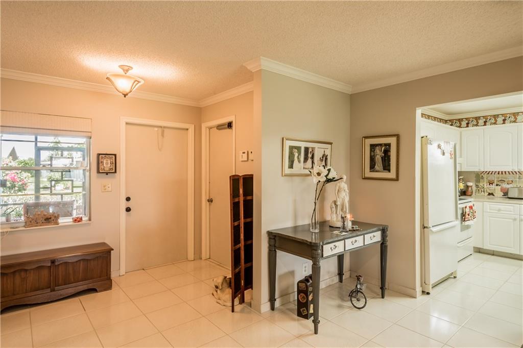 Delray Villas - Residential