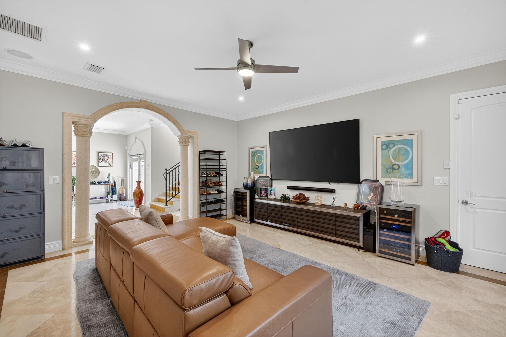 Las Olas By The Sea Ext 3 - Residential