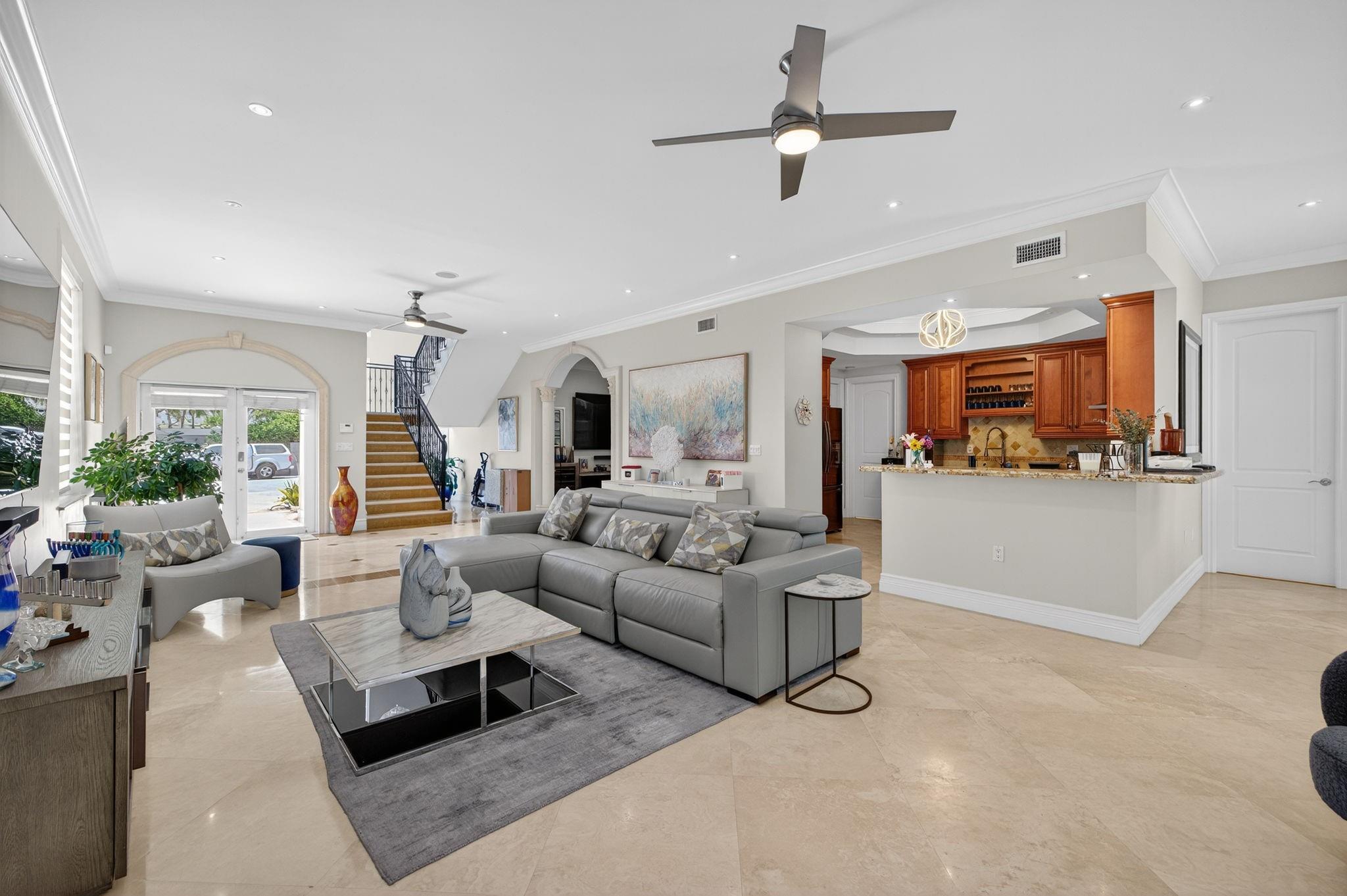 Las Olas By The Sea Ext 3 - Residential