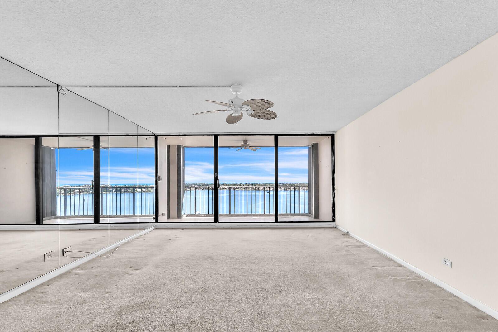 132 Lakeshore Drive 1117, North Palm Beach, FL, 33408/$325,000 4 132 Lakeshore Drive 1117