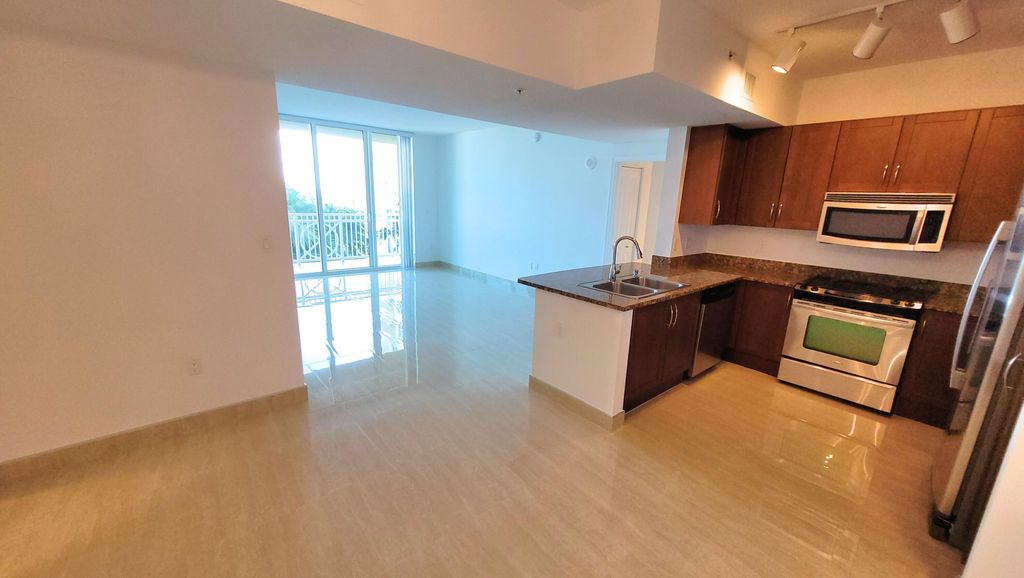 Photo of 350 N Federal Highway #807, Boynton Beach, FL 33435 (MLS # B26006682)