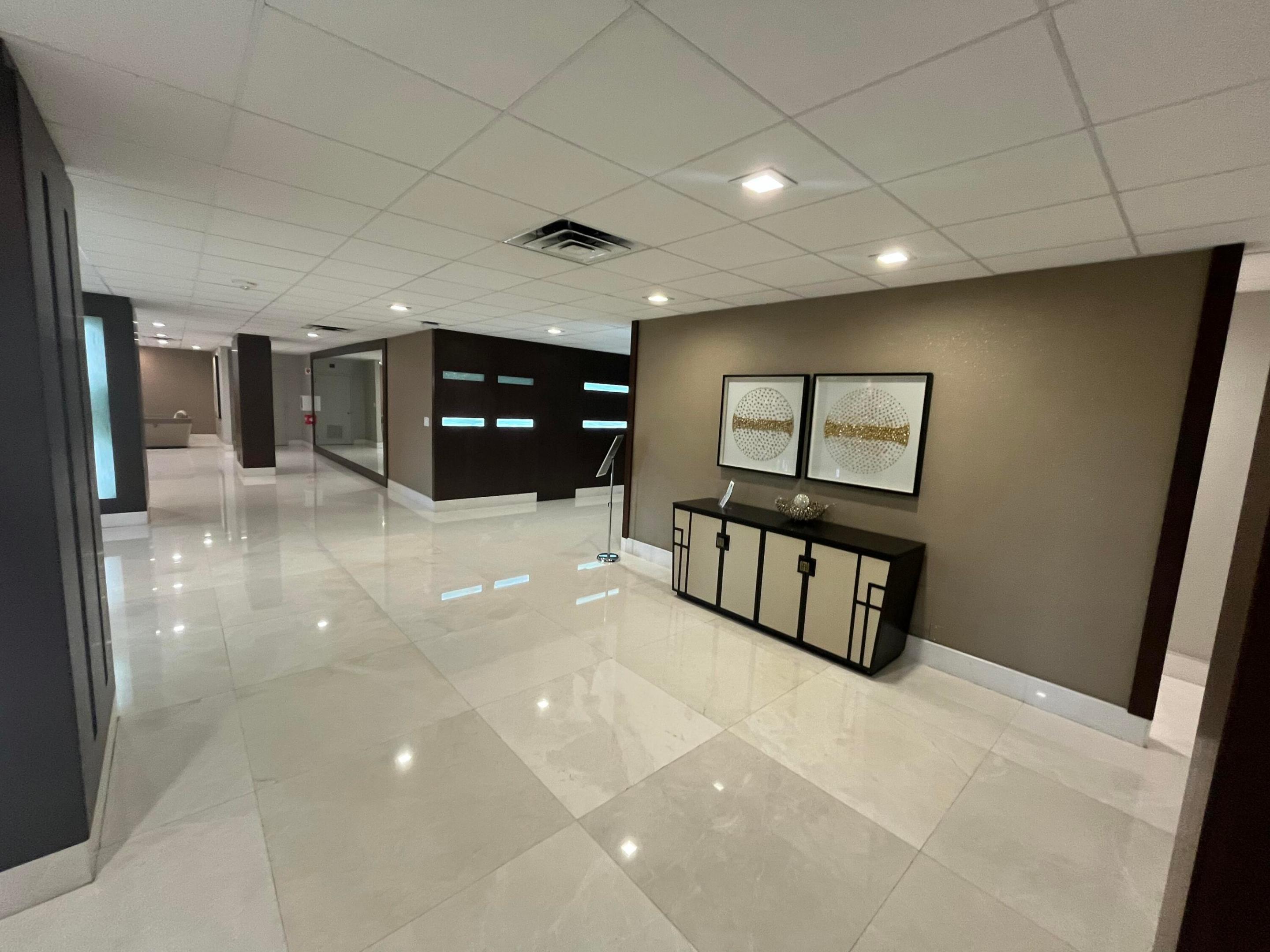 PLAYA DEL SOL CONDO - Residential