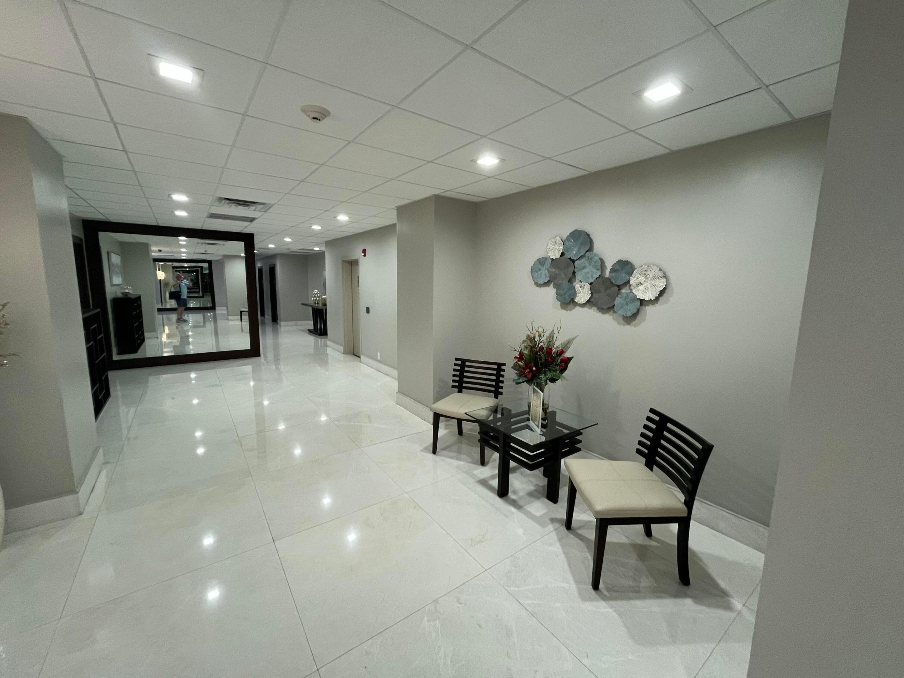 PLAYA DEL SOL CONDO - Residential