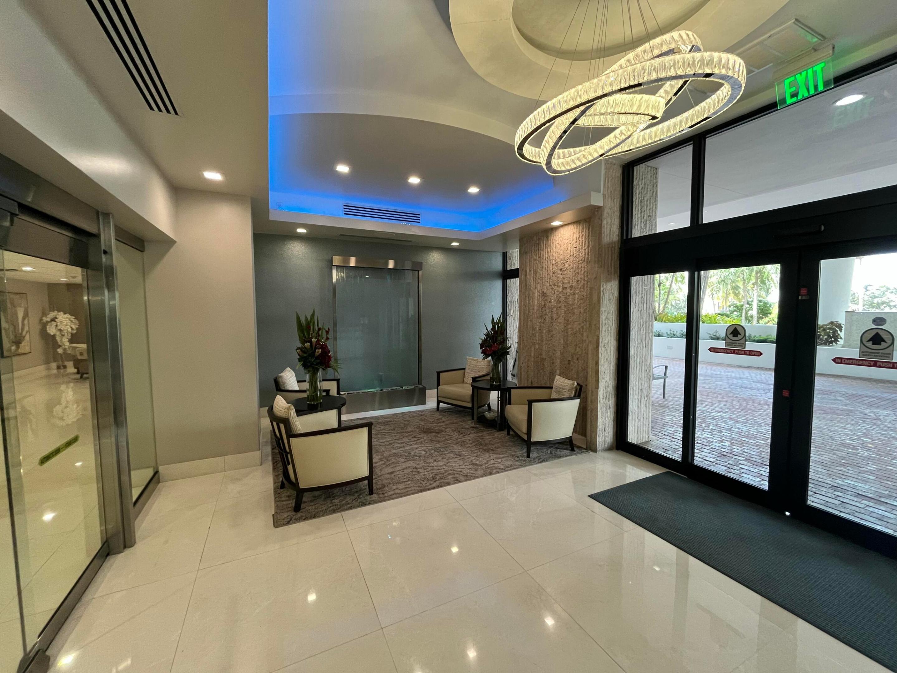 PLAYA DEL SOL CONDO - Residential