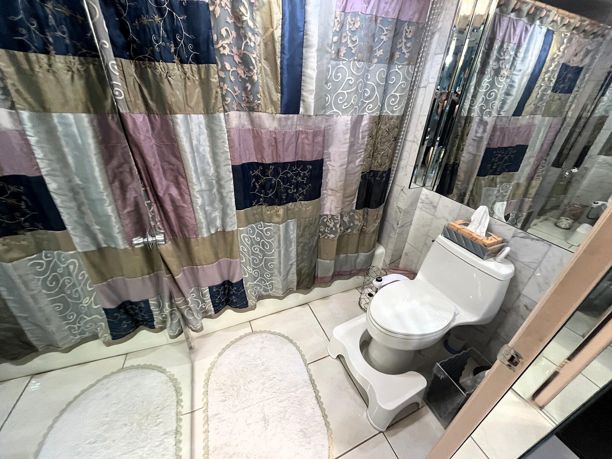 PLAYA DEL SOL CONDO - Residential