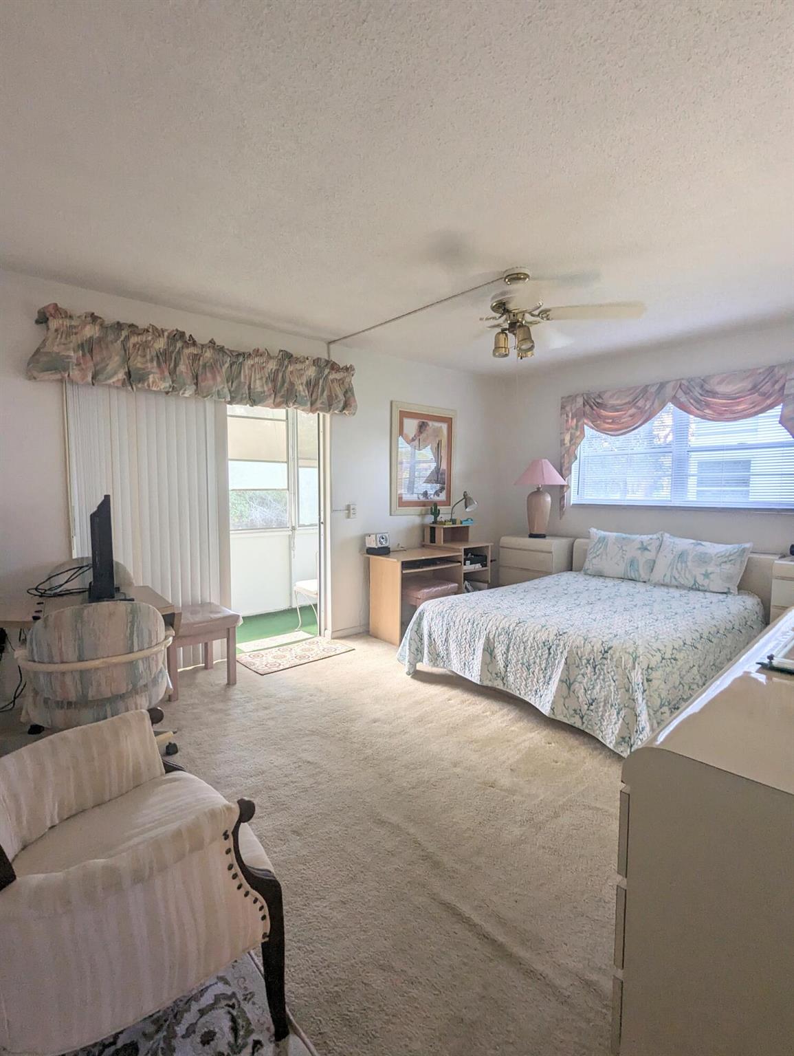 WINDSOR CONDOS - Residential Lease