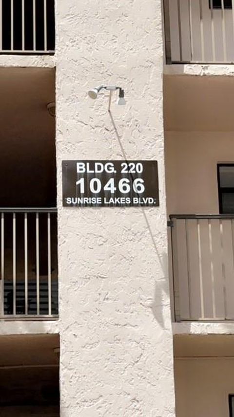 10466 Sunrise Lakes Blvd 307 Sunrise FL 33322