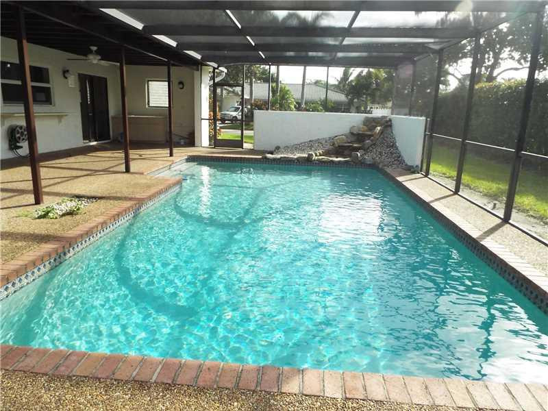 SHADOW WOOD - Residential