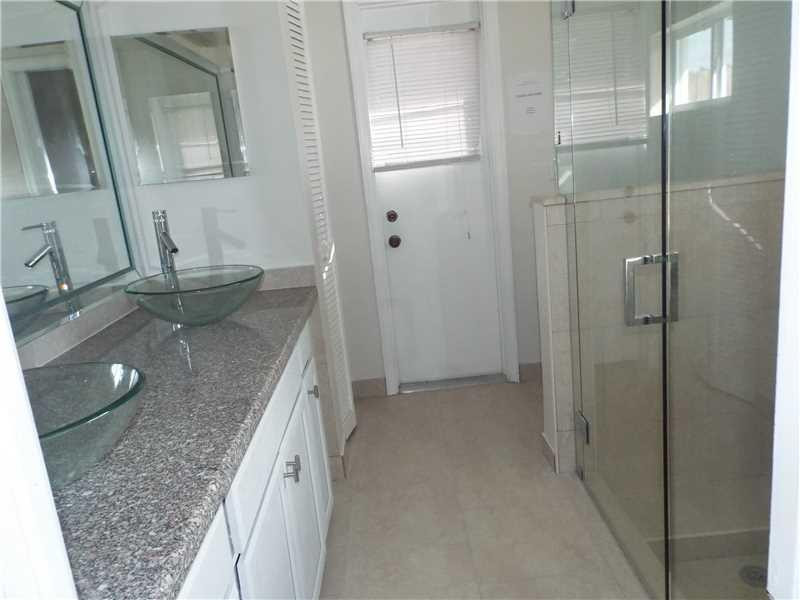 SHADOW WOOD - Residential