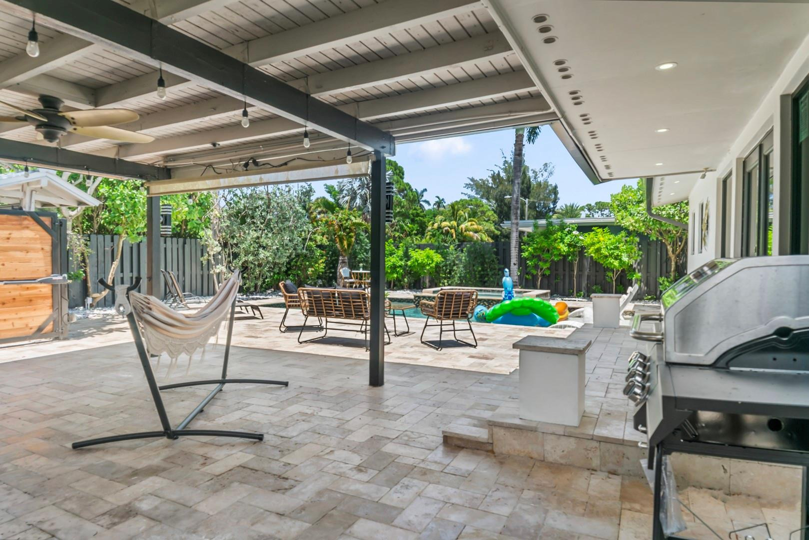 Coral Gardens 30-7 B - Residential