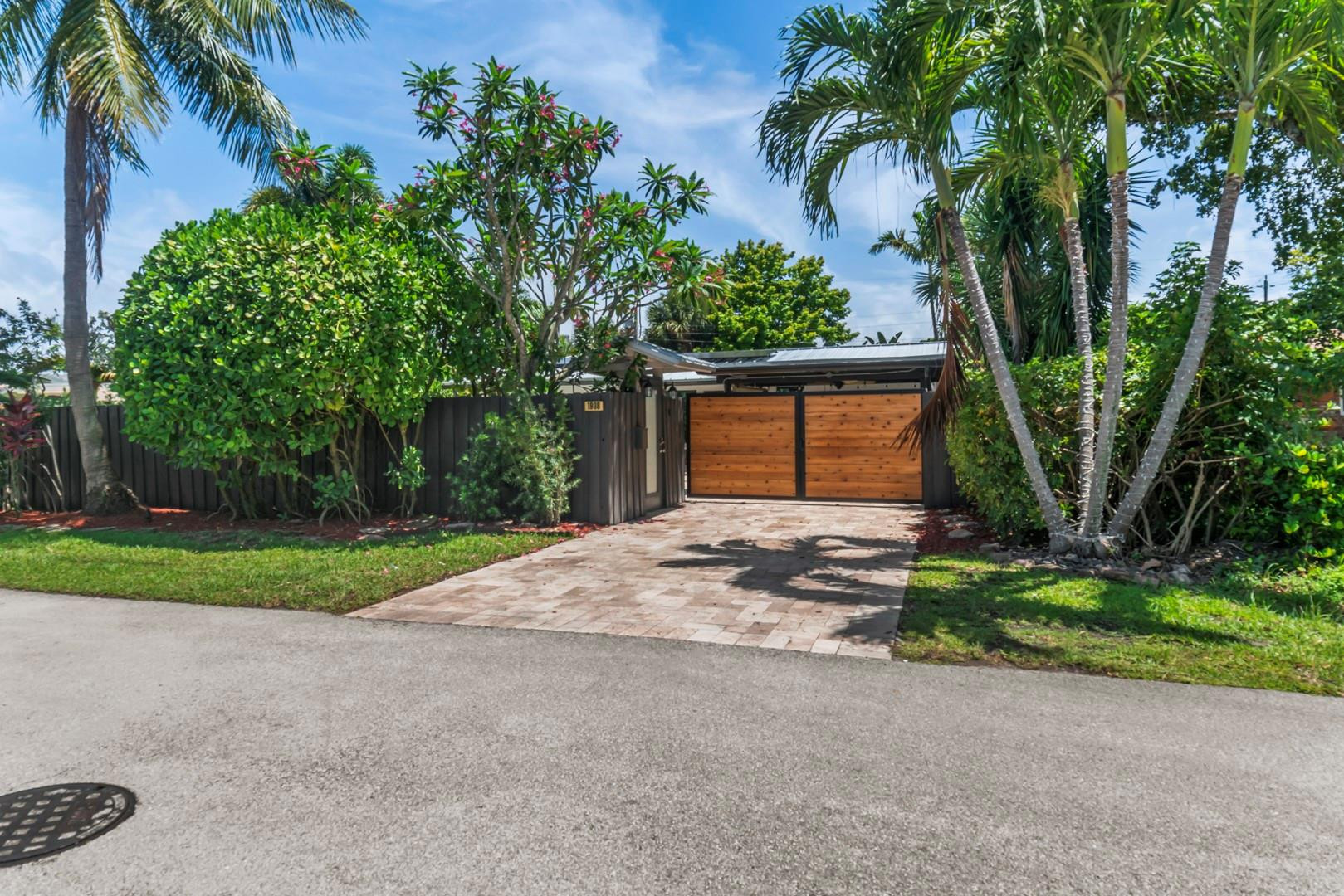 Coral Gardens 30-7 B - Residential