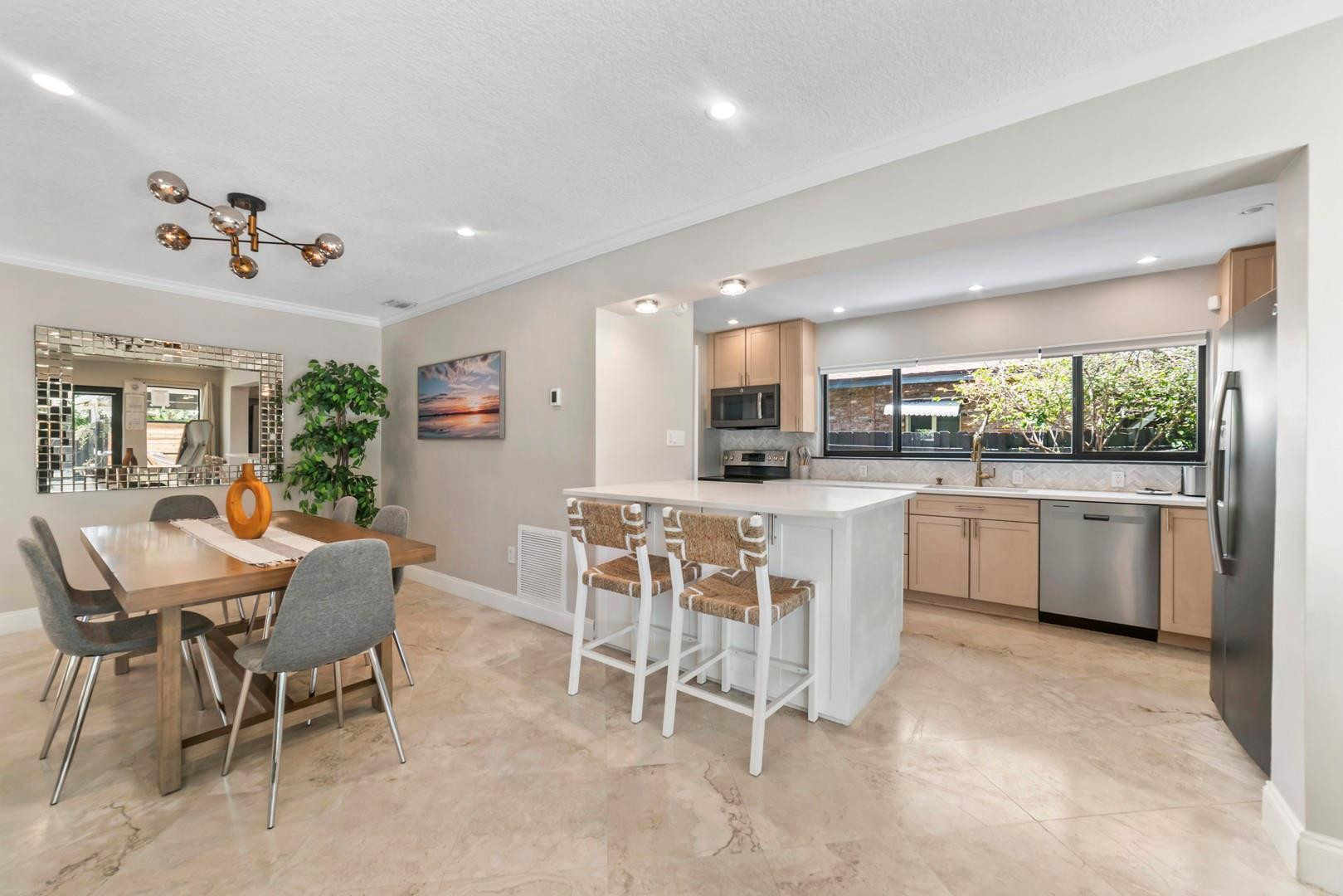 Coral Gardens 30-7 B - Residential