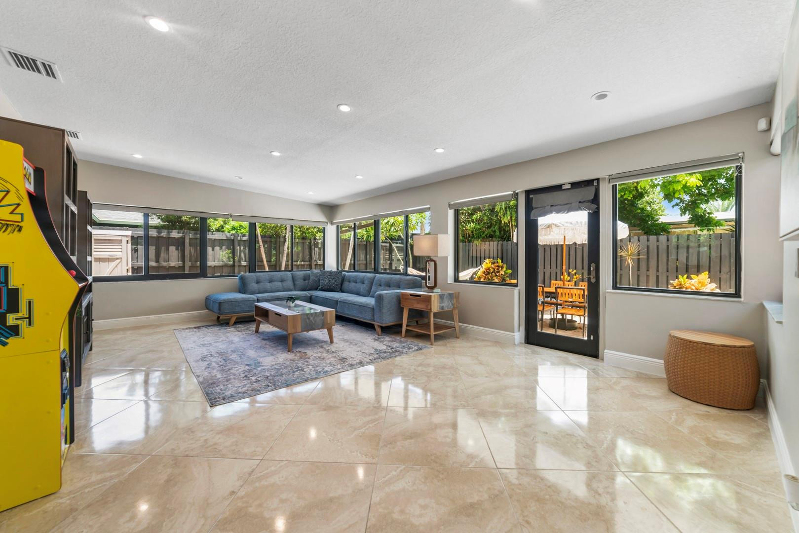 Coral Gardens 30-7 B - Residential