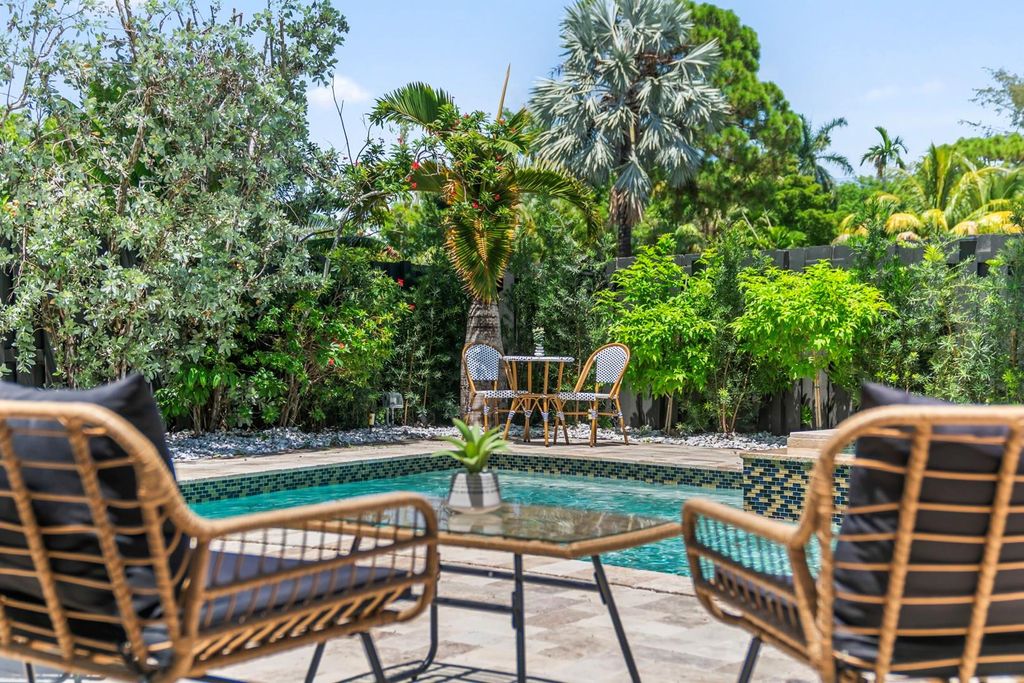 Photo of 1908 NE 27th Street, Fort Lauderdale, FL 33306 (MLS # F10552016)