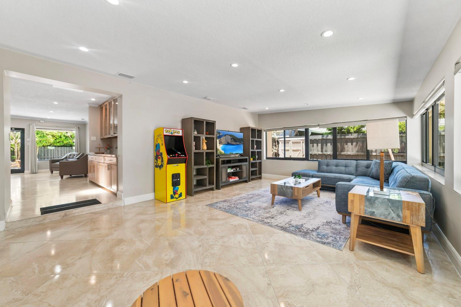 Coral Gardens 30-7 B - Residential