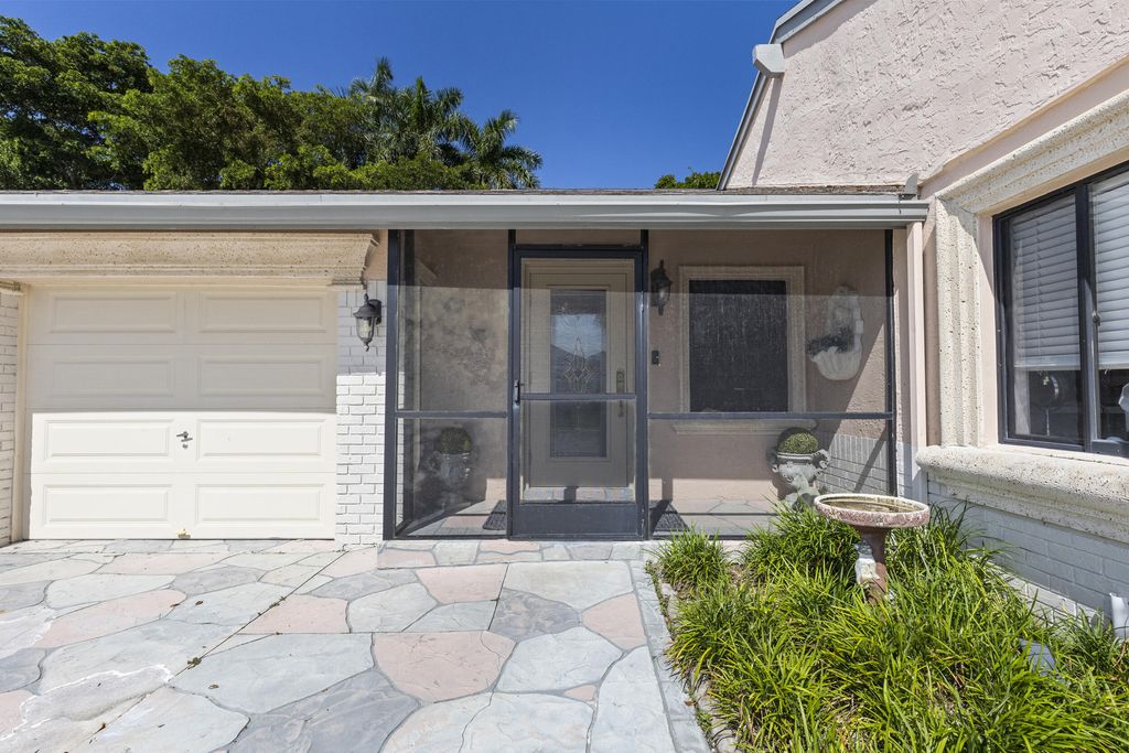 Photo of 21665 Sutters Lane, Boca Raton, FL 33428 (MLS # R11120491)