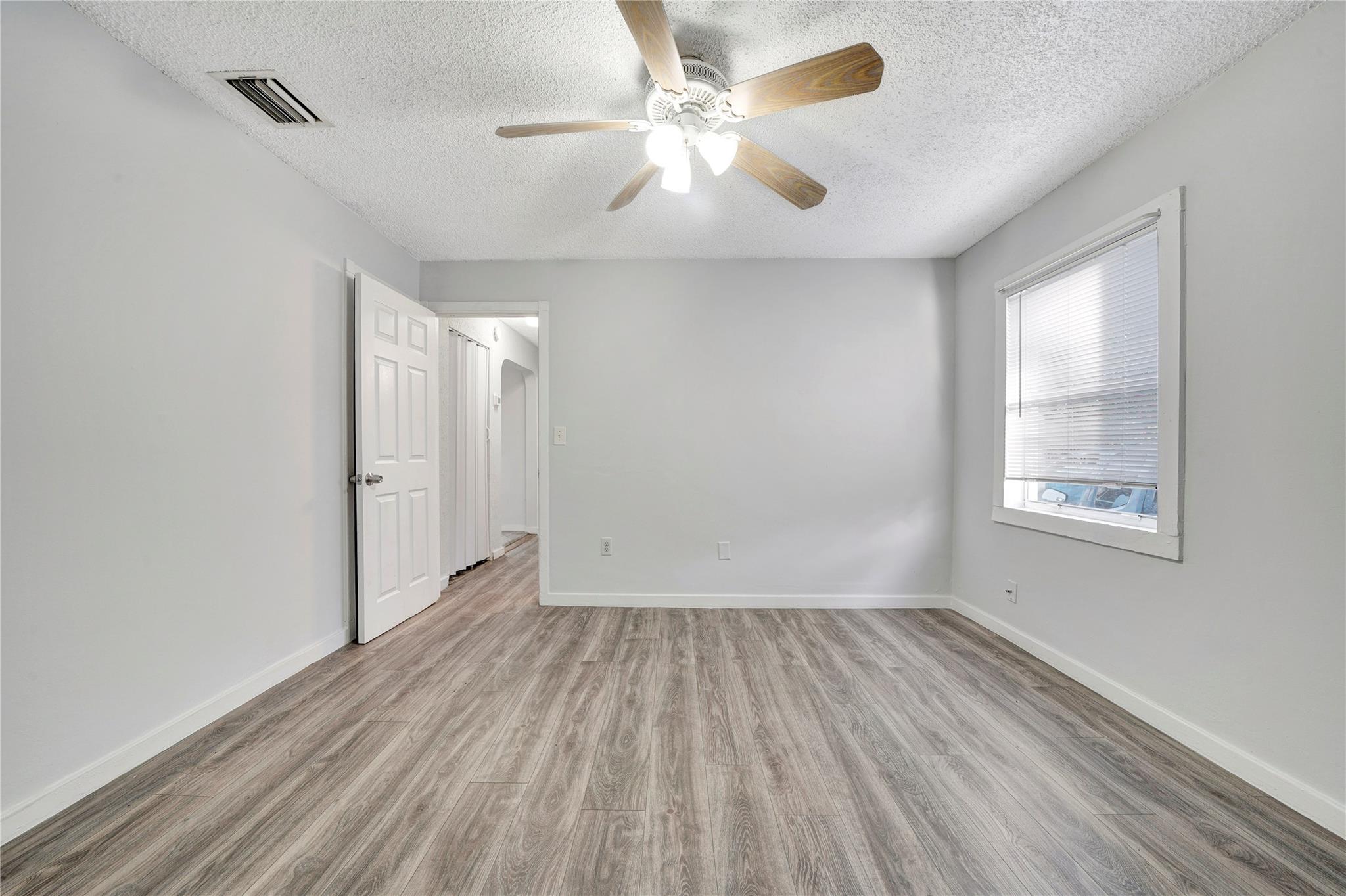 LAKE WORTH TOWN OF - Residential