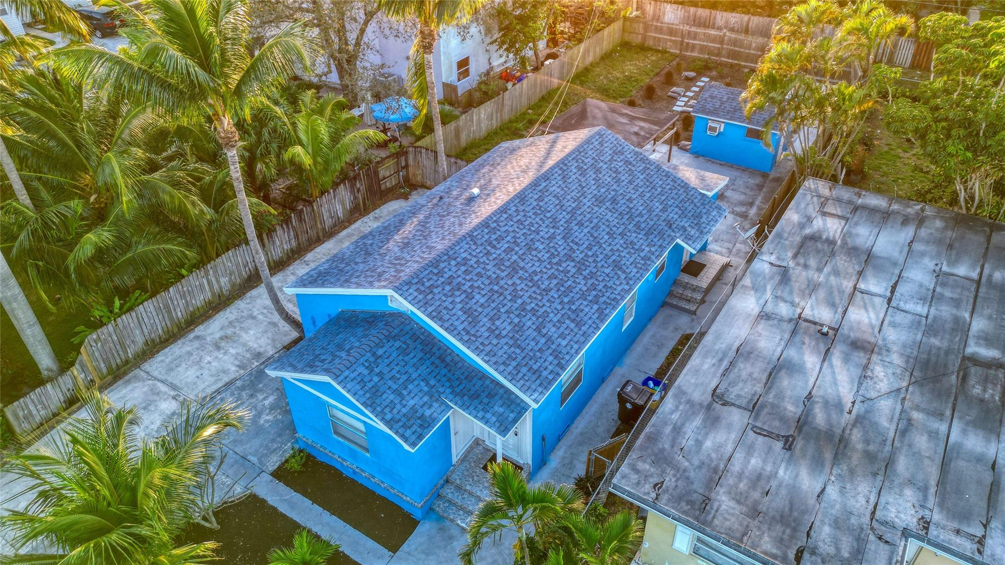 LAKE WORTH TOWN OF - Residential