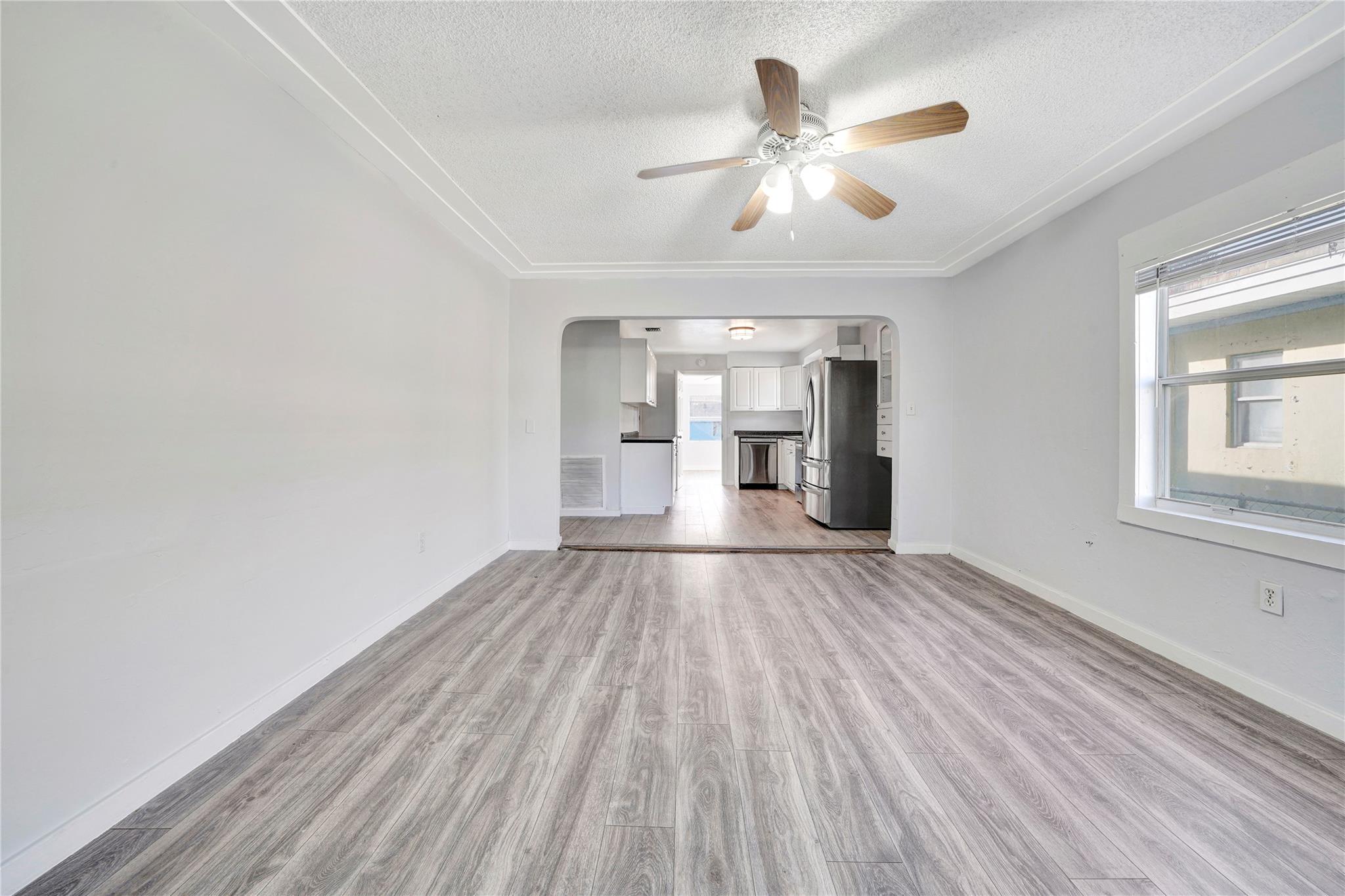 LAKE WORTH TOWN OF - Residential