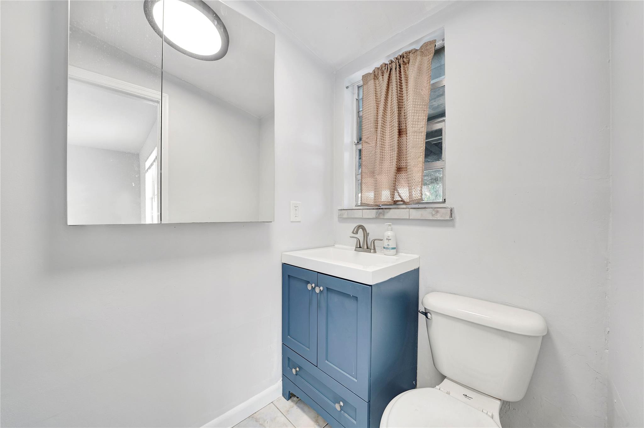 LAKE WORTH TOWN OF - Residential