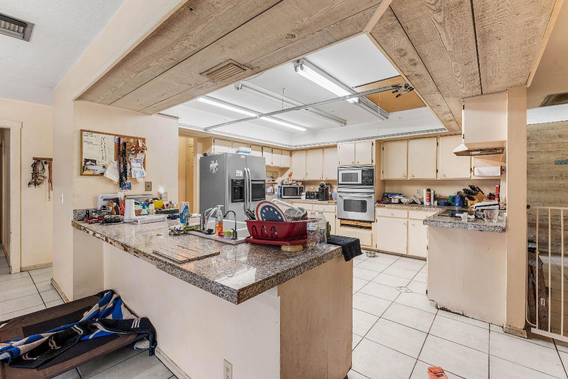 THE ACREAGE - Residential