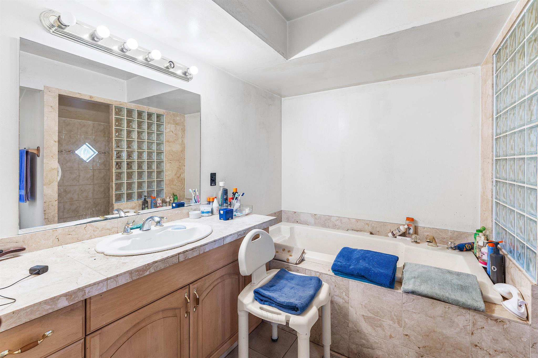 THE ACREAGE - Residential