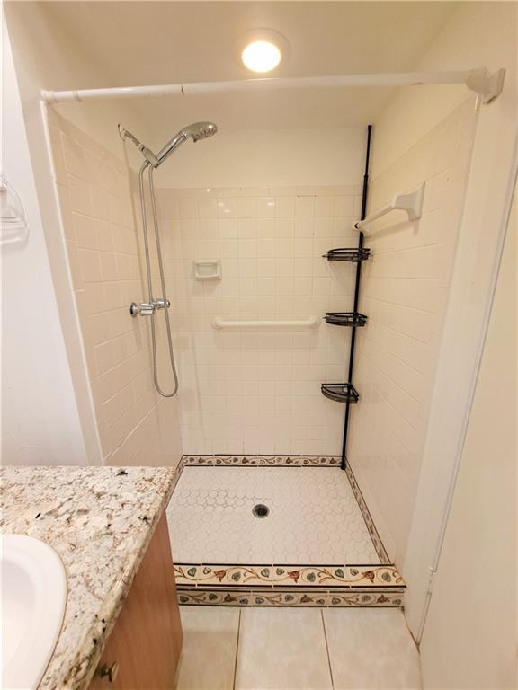 Pine Lake #2 Condo - Residential Lease