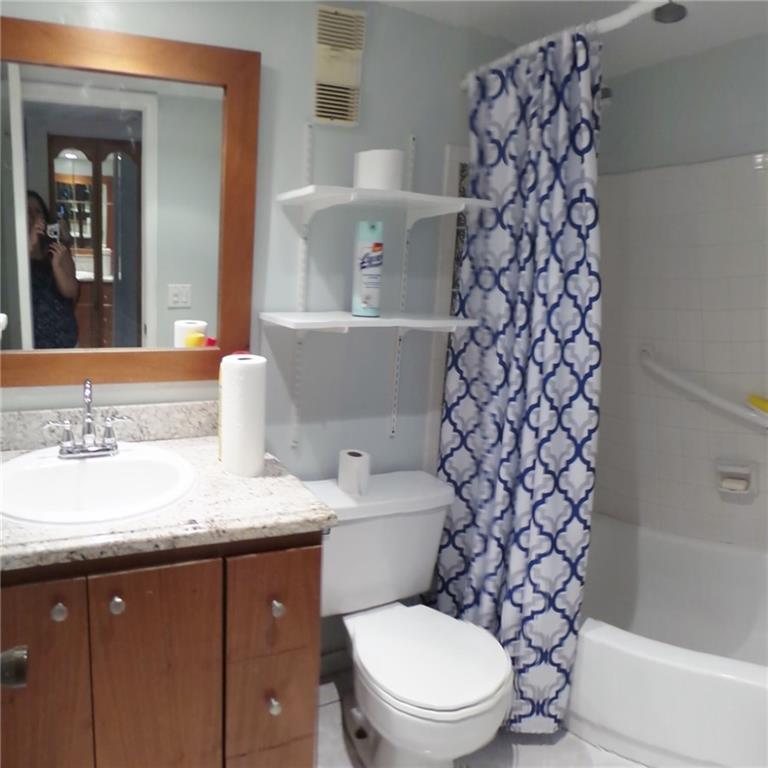 Pine Lake #2 Condo - Residential Lease