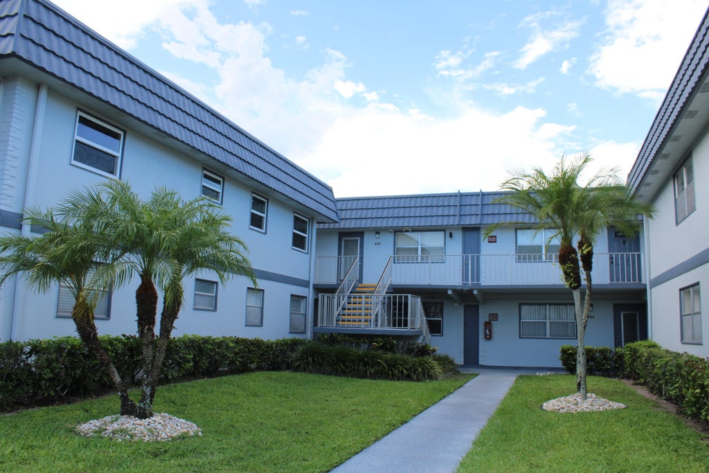 Photo of 520 Brittany K, Delray Beach, FL 33446 (MLS # B26039644)