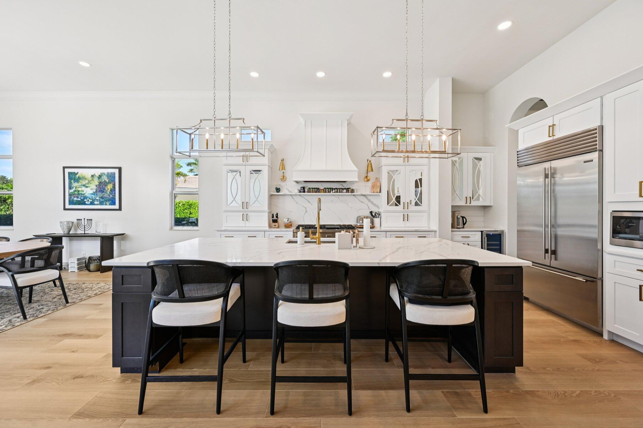 MEDALIST CLUB - Residential