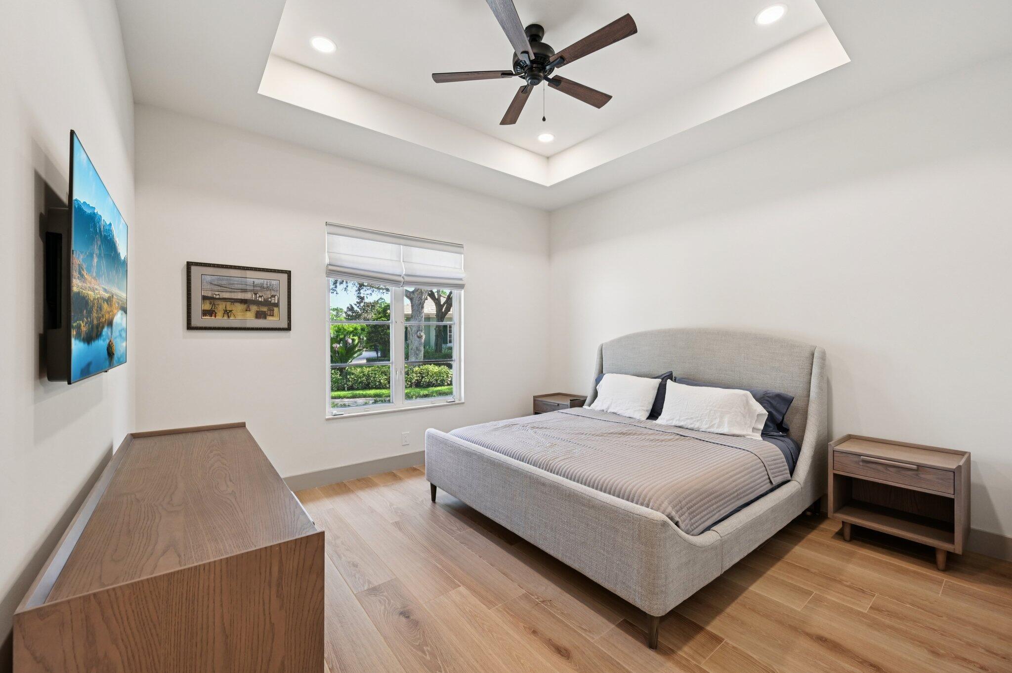 MEDALIST CLUB - Residential