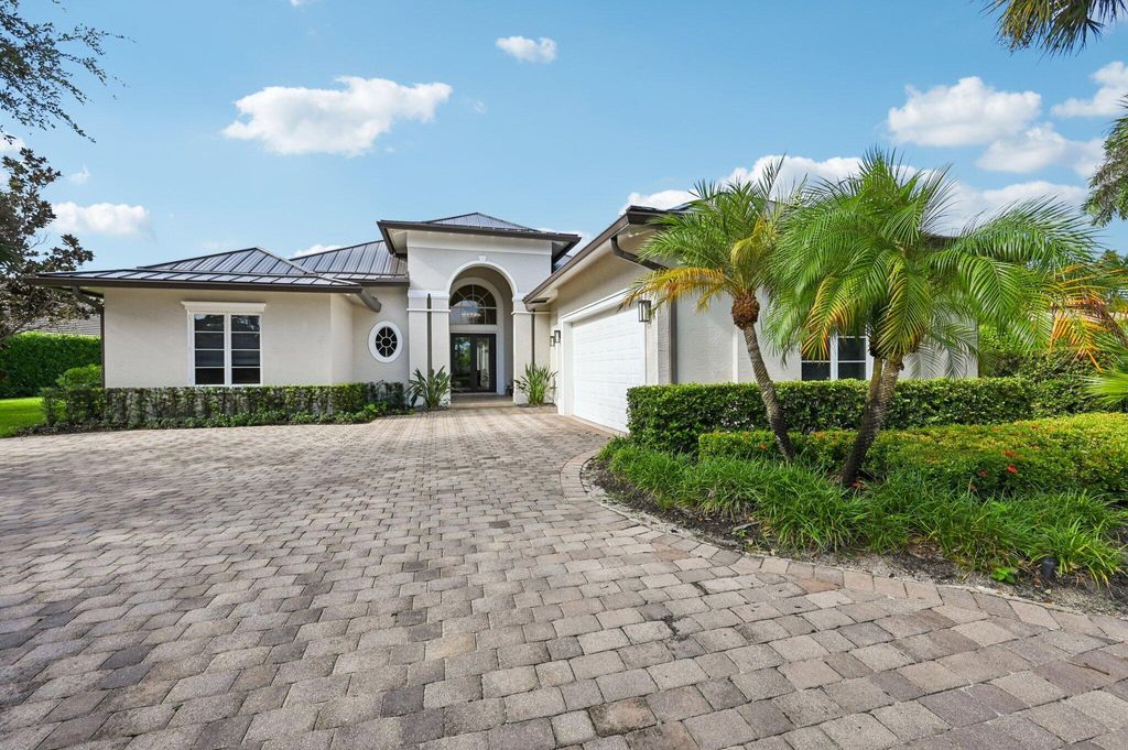 Photo of 9936 SE Sandpine Lane, Hobe Sound, FL 33455 (MLS # R11129220)