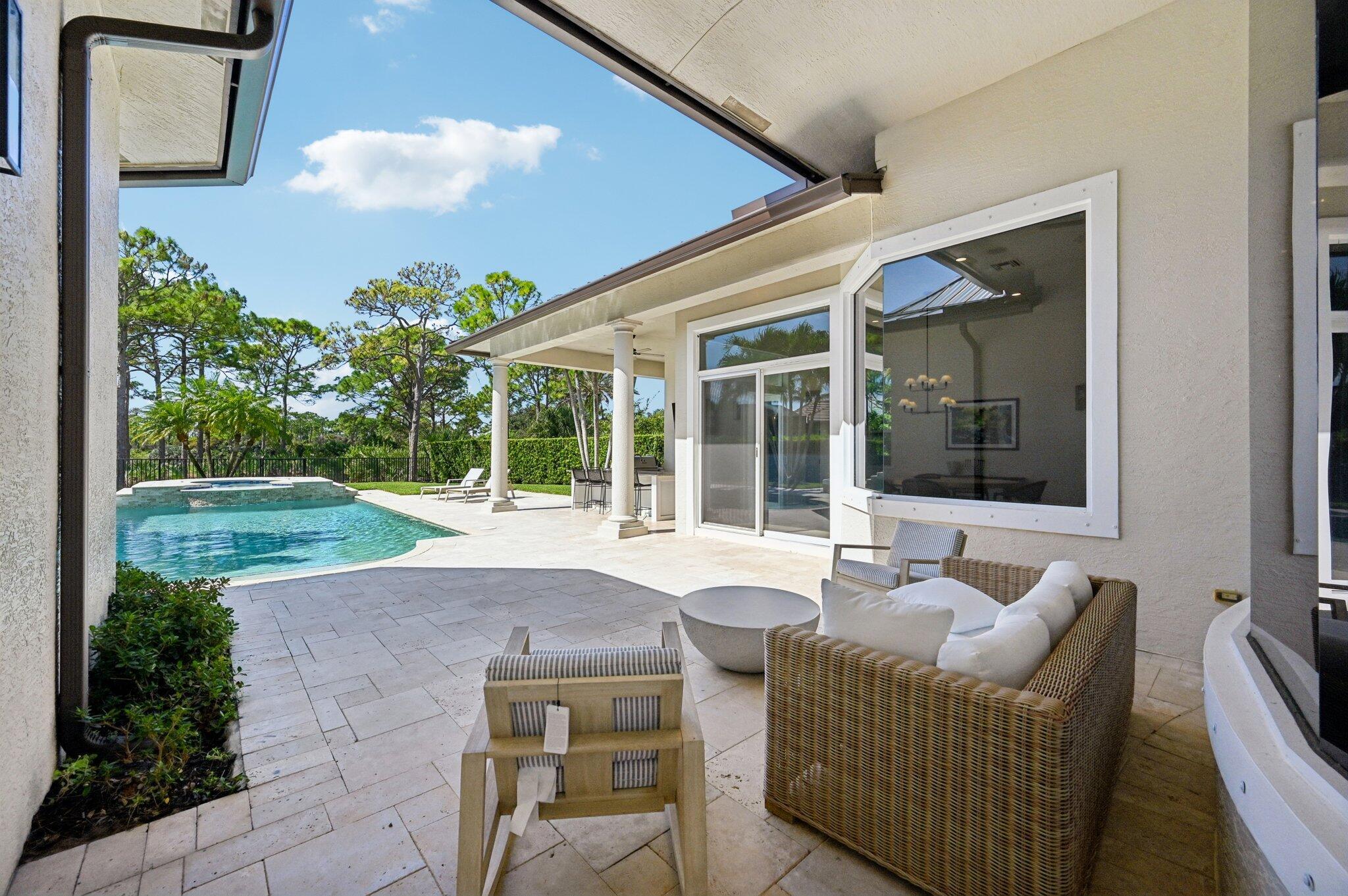 MEDALIST CLUB - Residential