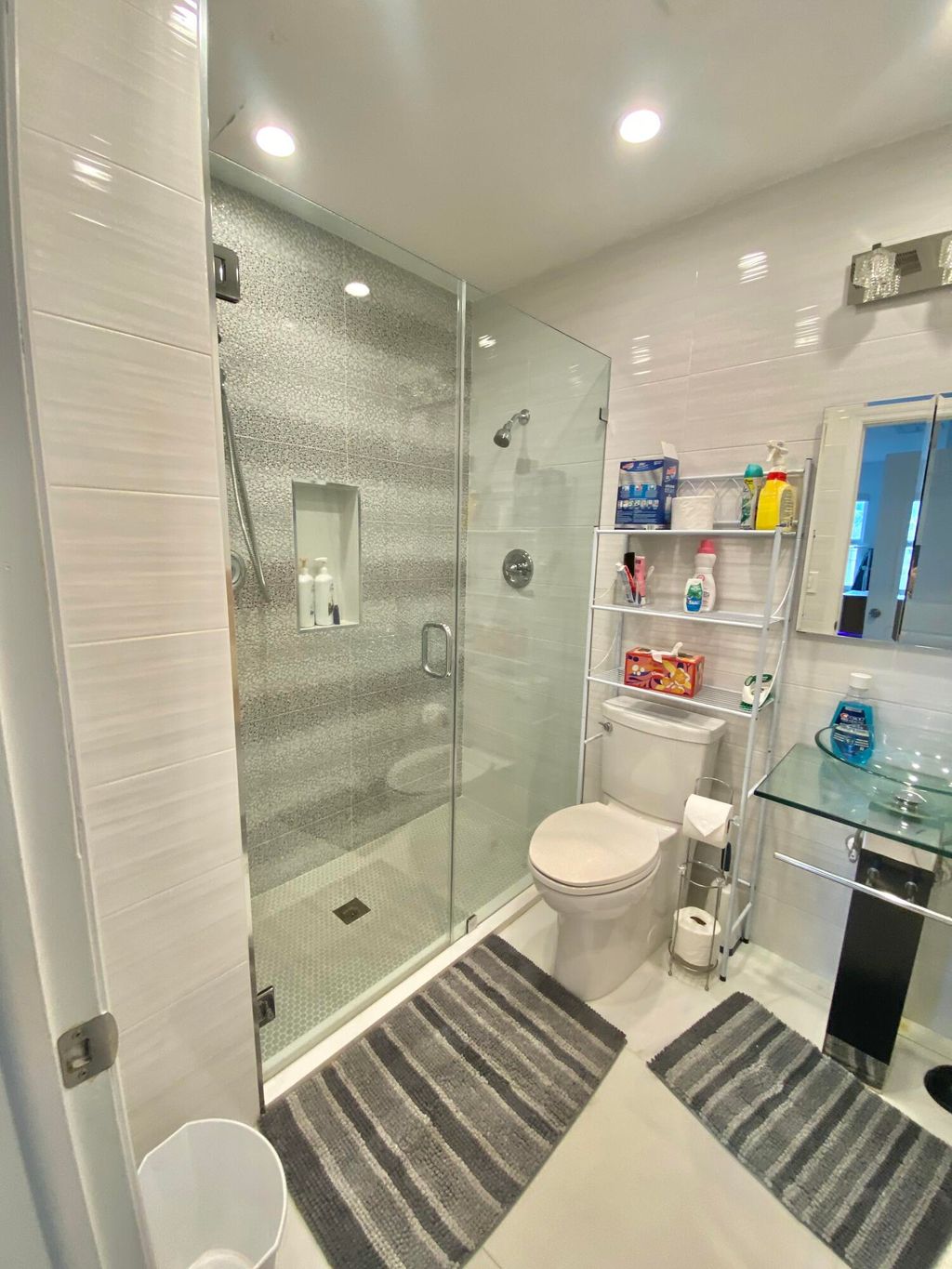 Photo of 68 Stratford E, West Palm Beach, FL 33417 (MLS # B26025864)
