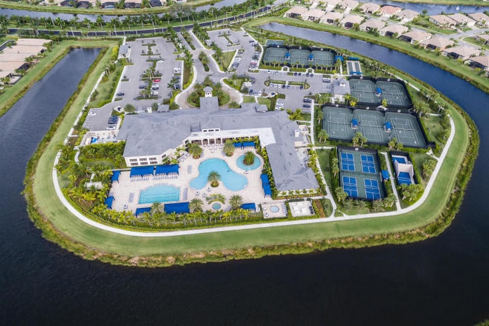 VALENCIA COVE - Residential