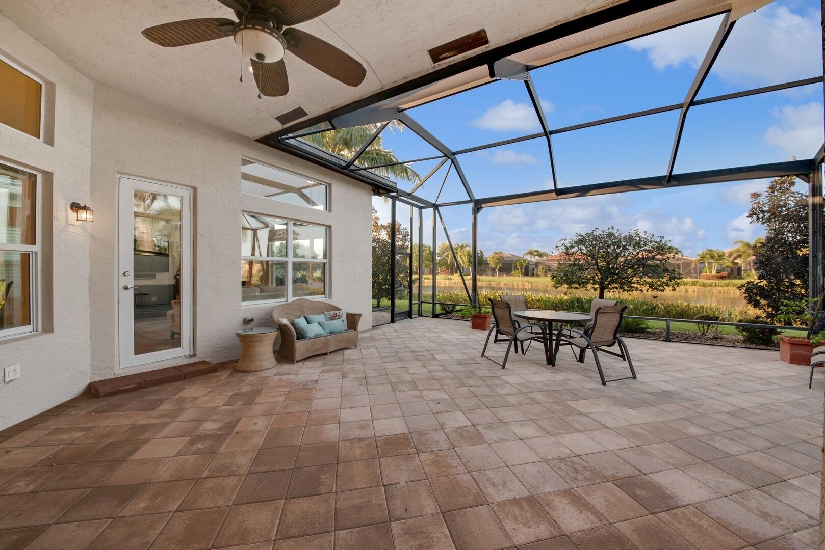 VALENCIA COVE - Residential