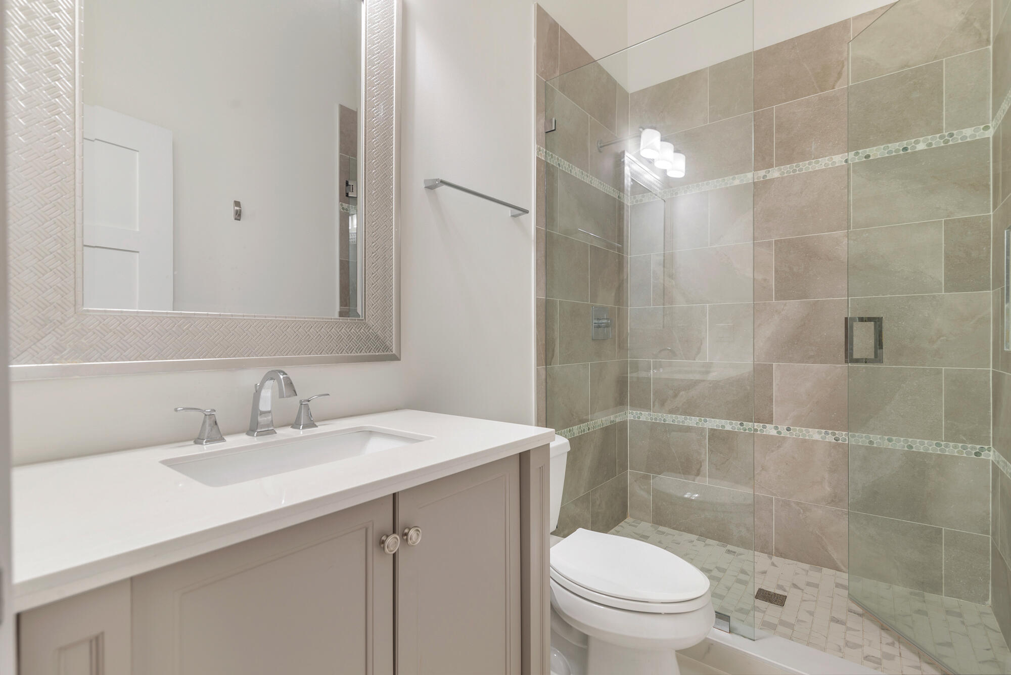 EAGLES LANDING - Residential