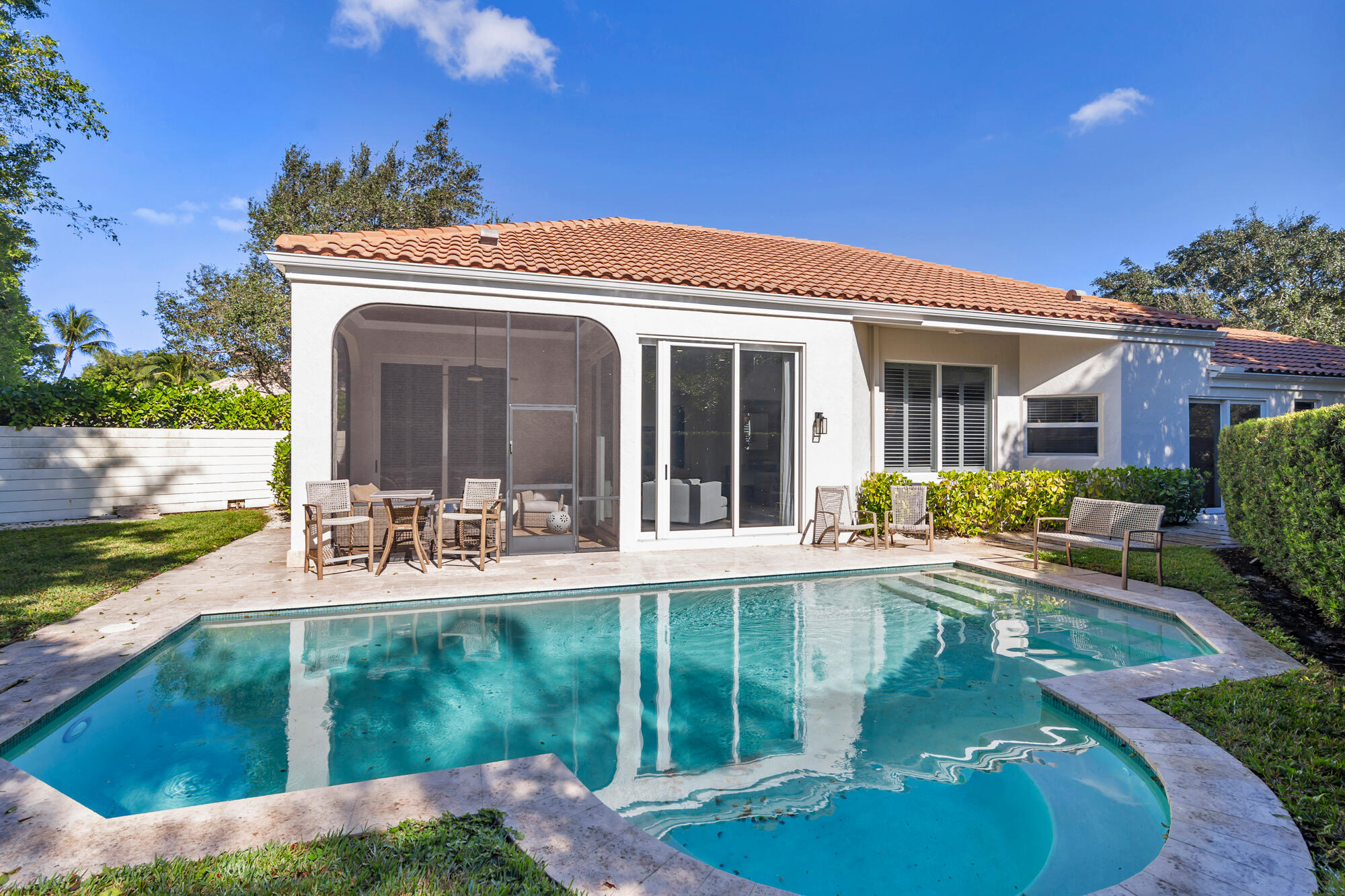 EAGLES LANDING - Residential