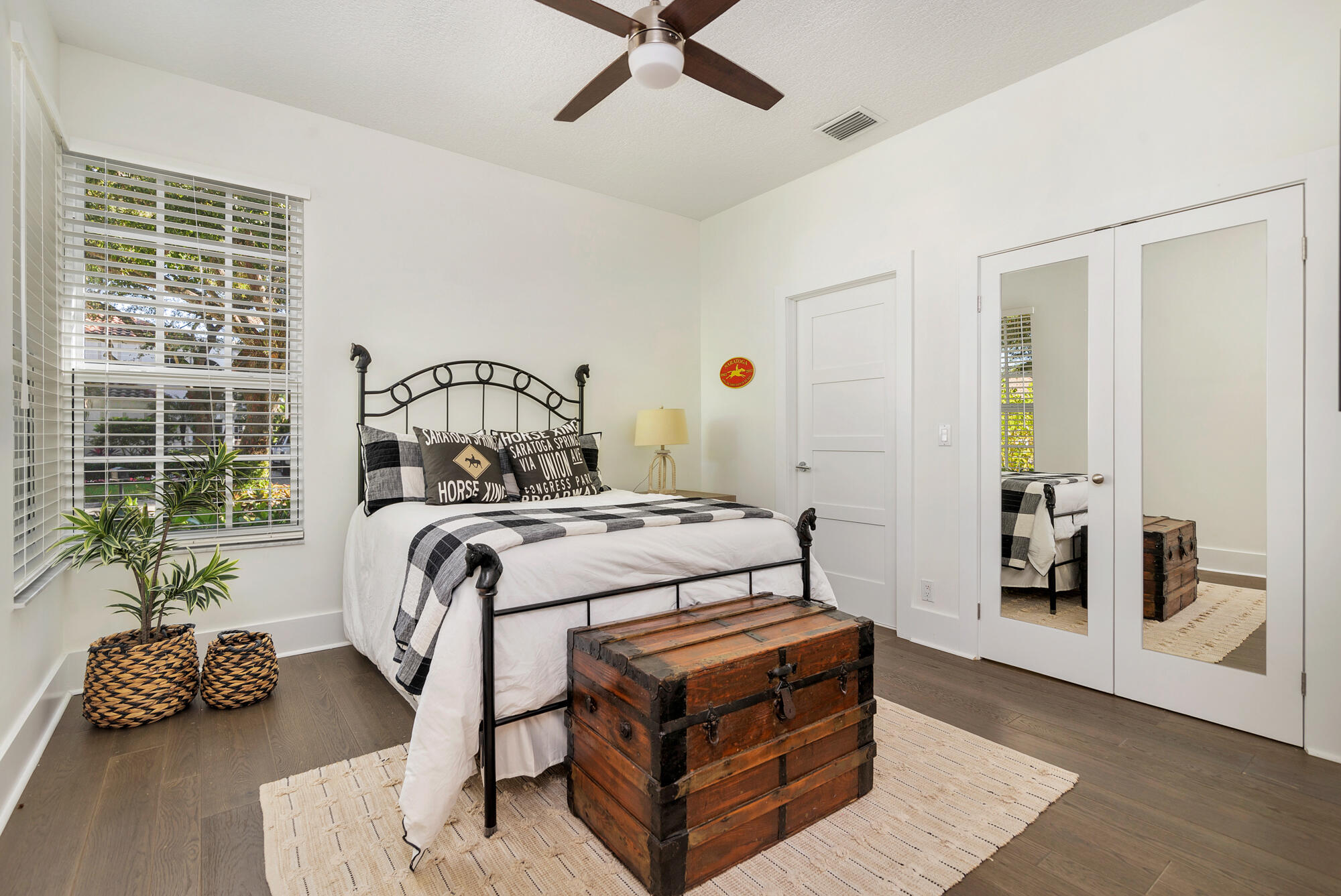 EAGLES LANDING - Residential