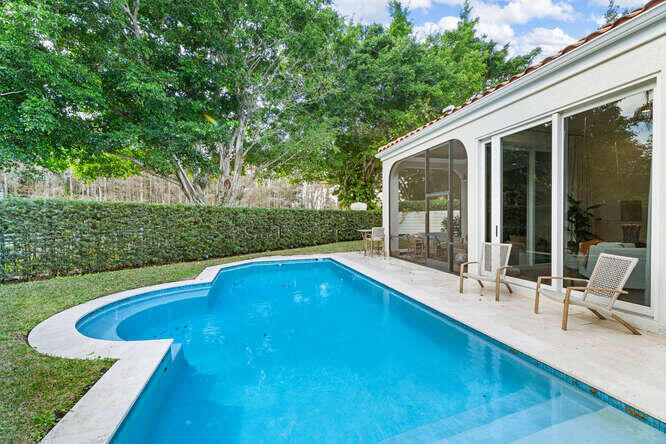 EAGLES LANDING - Residential